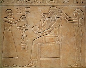 Kuningatar Kawit wc-tilassaan, kuningatar Kawitin sarkofagista, joka löydettiin Deir el-Bahrista, Keski-Britanniasta, n. 2061-2010 eKr. (kivirelief)